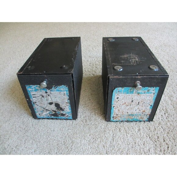 LOT OF 2 VINTAGE RECTANGULAR FILM MOVIE BOXES, METAL, HOLLYWOOD - Picture 1 of 7
